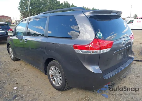 2013 Toyota Sienna Xle V6 8 Passenger из США, поврежденный, VIN 5TDYK3DC1DS400235